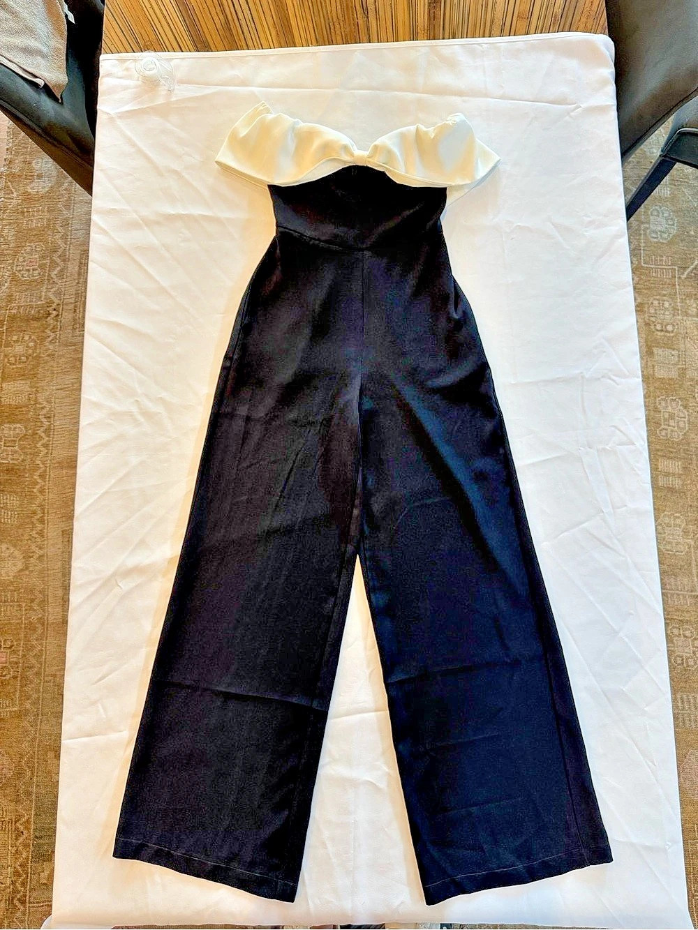 Avec Les Filles Black & White Strapless Wide-Leg Jumpsuit NWT size 2